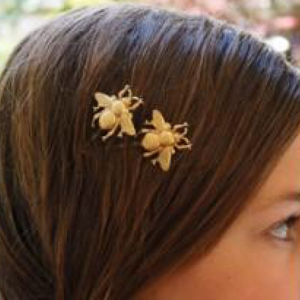 Bee 🐝 hairpins